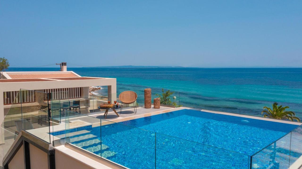 Nerea Seafront Villa, A Pristine Retreat, By Thinkvilla Akrotiri  Exterior foto